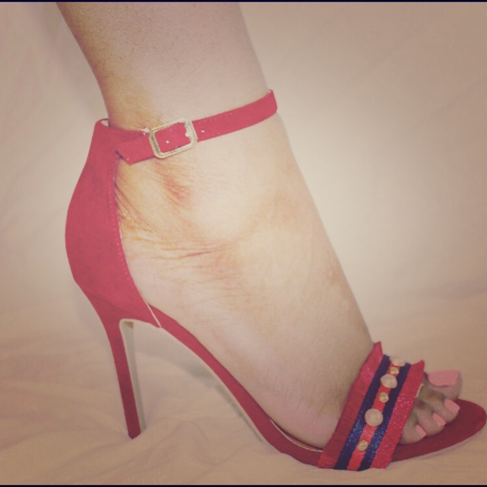 🌸Red Pearl Heel Sz 8/8.5/9🌸